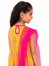 Load image into Gallery viewer, Campana Girls Falak Palazzo Set - Boota Blockprint - Yellow