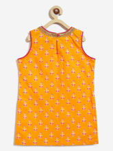 Load image into Gallery viewer, Campana Girls Kiran Kurti with Patiala Dhoti & Dupatta - Floral Bandhej Print - Yellow & Magenta