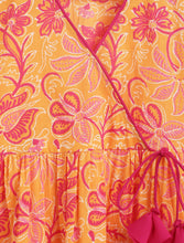Load image into Gallery viewer, Campana Girls Nihira Flared Kurta - Seamless Floral Print - Orange & Magenta