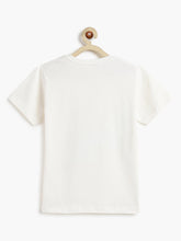 Load image into Gallery viewer, Campana Boys Pure Cotton Half Sleeves Football Print T-Shirt - White