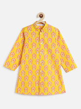 Load image into Gallery viewer, Campana Boys Mrinal Pure Cotton Blockprint Kurta Pyjama Set - Yellow &amp; White
