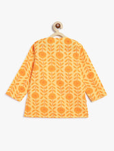 Load image into Gallery viewer, Campana Boys Bansi Dhoti Kurta Set - Marigold Print - Yellow

