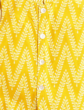Load image into Gallery viewer, Campana Boys Nishant Kurta Pyjama with Jacket Set - Floral &amp; Leaf Zigzag Print - Yellow
