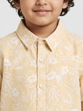 Load image into Gallery viewer, Campana Boys Pure Cotton Short Sleeves Tropical Print Beach Shirt - Beige
