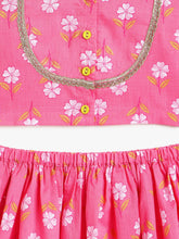 Load image into Gallery viewer, Campana Girls Koel Pure Cotton Floral Print Lehenga Set - Pink
