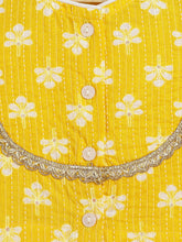 Load image into Gallery viewer, Campana Girls Koel Pure Cotton Kanthawork &amp; Floral Print Lehenga Set - Yellow &amp; White
