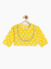 Load image into Gallery viewer, Campana Girls Koel Pure Cotton Kanthawork &amp; Floral Print Lehenga Set - Yellow &amp; White
