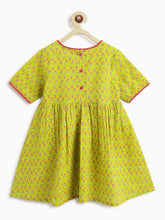 Load image into Gallery viewer, Campana Girls Nihira Kurti with Pants Set - Small Flower Print - Lime Green &amp; Magenta
