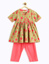Load image into Gallery viewer, Campana Girls Nihira Floral Printed Kurta Pants Set - Green &amp; Peach
