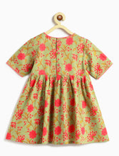 Load image into Gallery viewer, Campana Girls Nihira Floral Printed Kurta Pants Set - Green &amp; Peach
