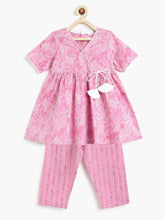 Load image into Gallery viewer, Campana Girls Pure Cotton Nihira Floral Printed Kurti with Pants Set - Light Purple
