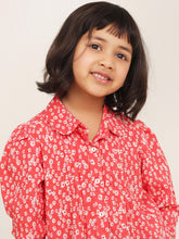 Load image into Gallery viewer, Campana Girls Aria Top with Collar - Micro Florals - Peach
