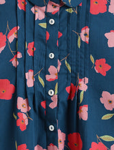 Load image into Gallery viewer, Campana Girls Aria Pure Cotton Floral Printed Pleated Top - Navy Blue
