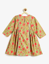 Load image into Gallery viewer, Campana Girls Kavya Floral Printed Cotton Kurta Palazzo Set with Dupatta - Green &amp; Peach

