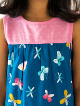 Load image into Gallery viewer, Campana Girls Alice Cotton Dress with Yoke - Butterflies Print - Navy &amp; Pink
