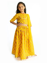 Load image into Gallery viewer, Campana Girls Koel Lehenga Set - Guldasta Print - Yellow
