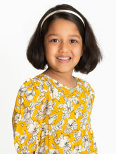 Load image into Gallery viewer, Campana Girls Naomi Short Sleeve Tiered Dress - Flower Sketch Print - Yellow

